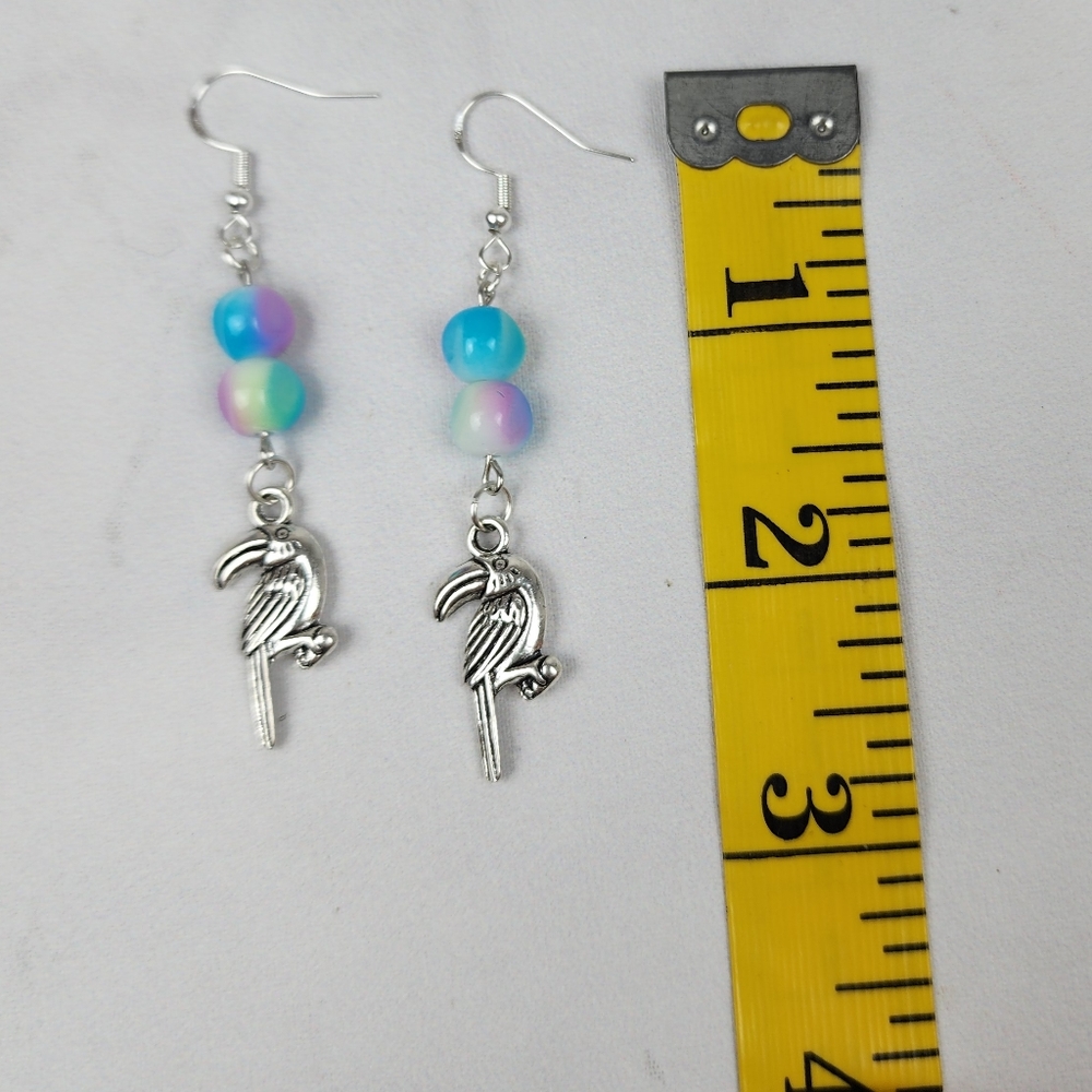 🥳SALE🥳Tucan dangles - Picture 5 of 9